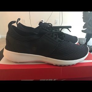 WNNS NIKE JUVENATE SE